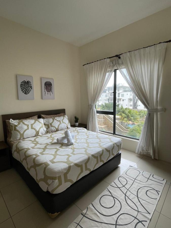 Sg Resort Residence - Beach & Waterpark Kuantan Exterior foto